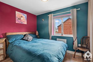 Photo 1- click for photo gallery